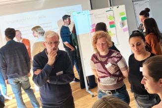 Projektleitende im Austausch – Kooperation erleben